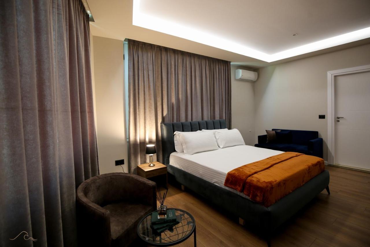 Hotel Libertas Vlorë Esterno foto